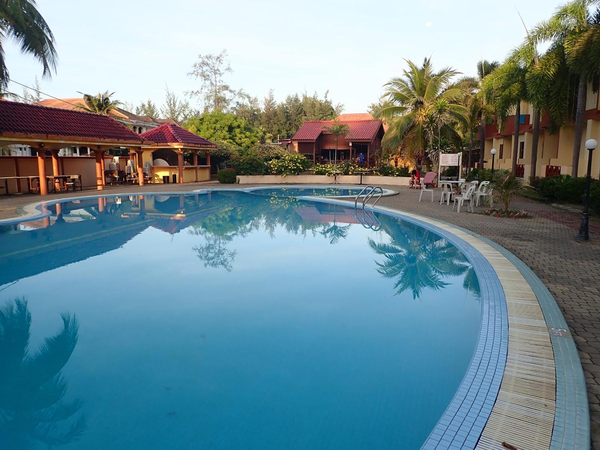 Seri Indah Resort Kuala Terengganu Exteriör bild